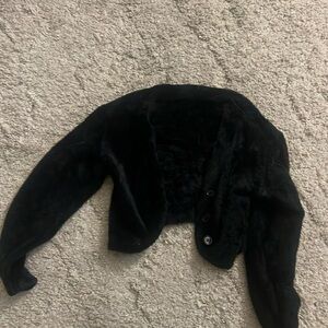 Lulu’s nylon fuzzy cropped sweater - black